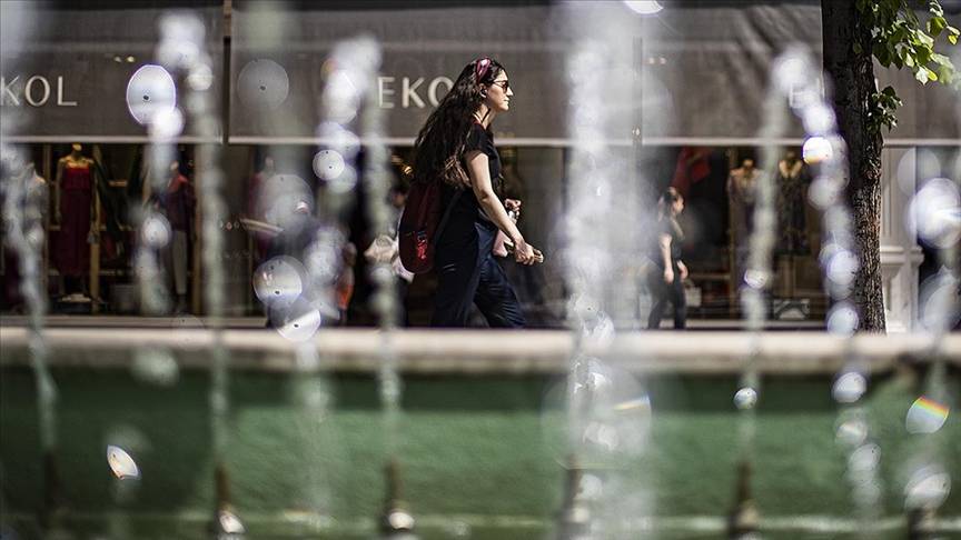 Meteoroloji’den çifte uyarı: Bazı illerde sağanak yağış, bazı illerde kavurucu sıcak 4
